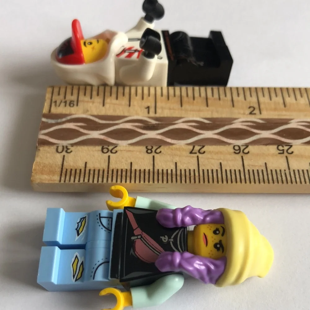 LEGO HIDDEN Side Minifigures LEGO Captain Jonas Jonas Jr Parker L Jackson